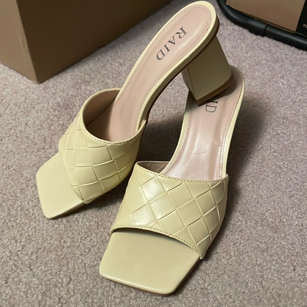 RAID | Albie | Woven | Slip-On | Block Heel |Sandals | Pastel Yellow | Size 38